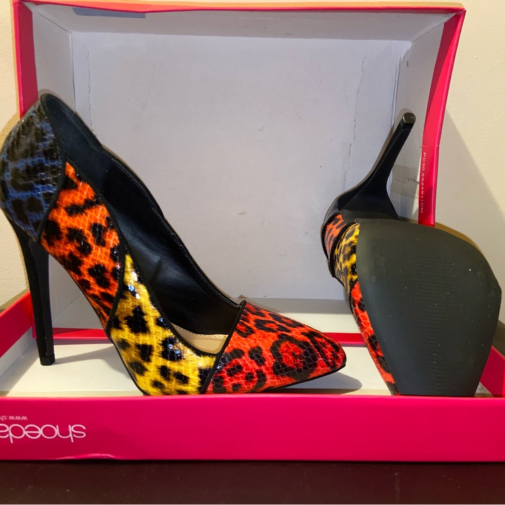 NEW-LEOPARD MULTI PUMPS